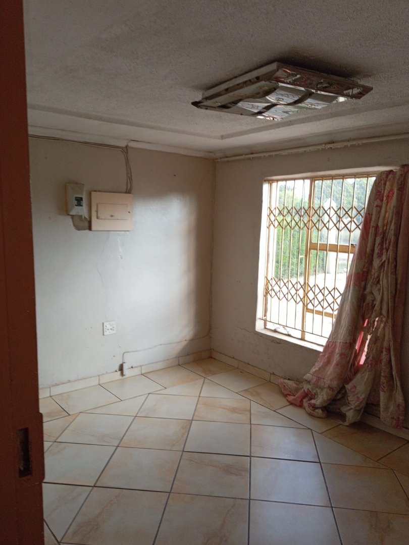 2 Bedroom Property for Sale in Mothutlung-A North West